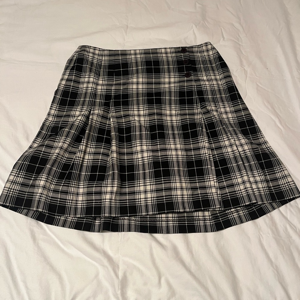 VINTAGE LOFT Black and White A-Line Plaid Mini Wrap Skirt